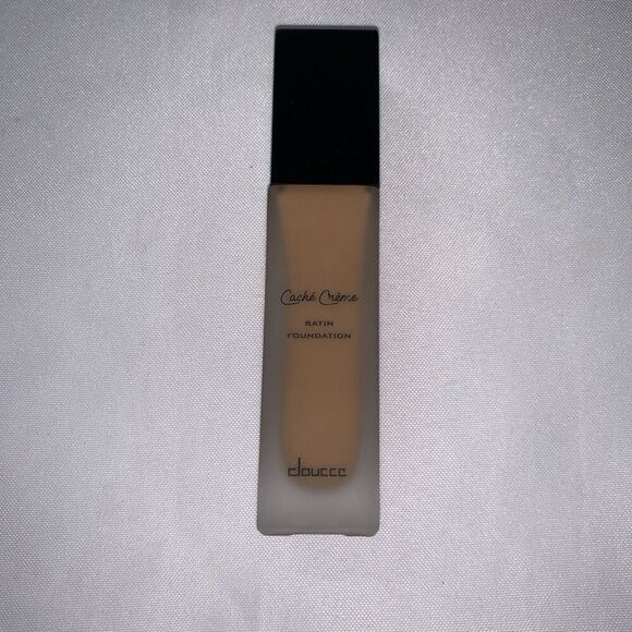Doucce Cache Creme Satin Makeup Foundation Shade YD11 30ml/1floz Beauty Foundati - Picture 5 of 10